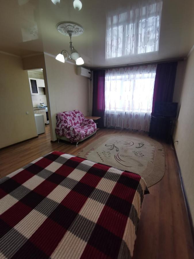 1 Комн Апартаменты В Центре Рядом С Парком Kosztanaj Kültér fotó